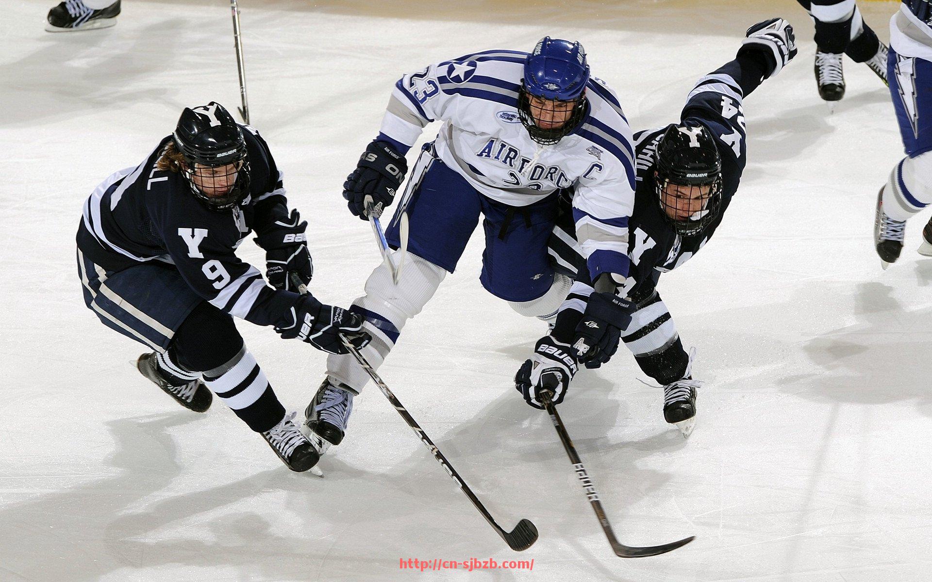 世俱杯直播-大连超越足球俱乐部中超赛程与转会动向解析